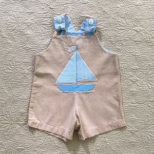 Mulberry St. Appliqued Shortall